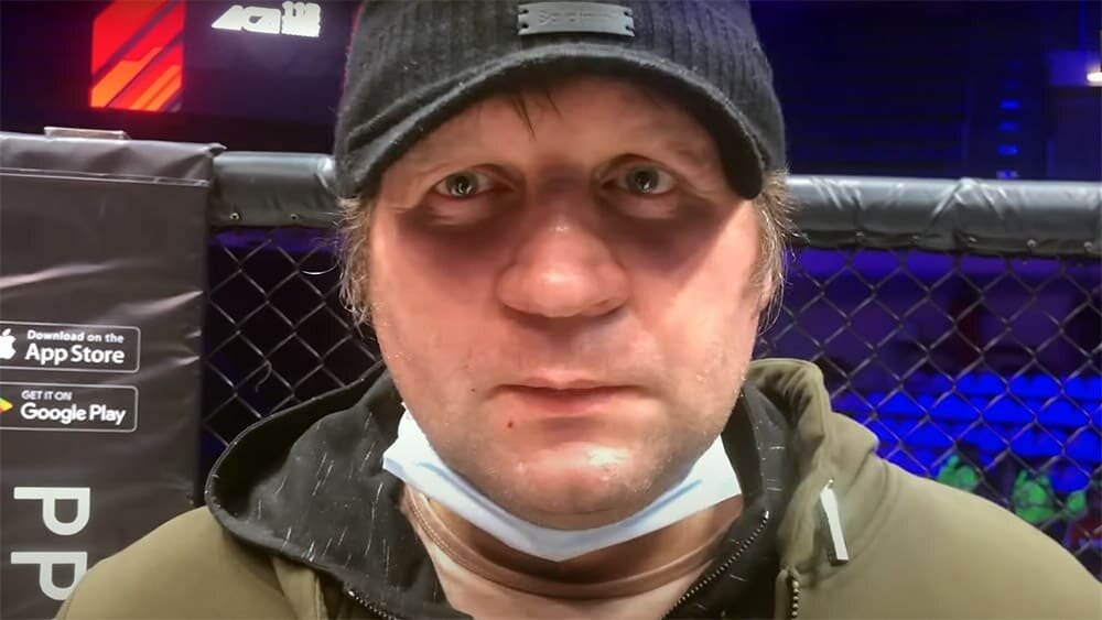 Источник фото: https://fighttime.ru/media/k2/items/cache/72dc87677d8a442bee0c247435bdc779_XL.jpg