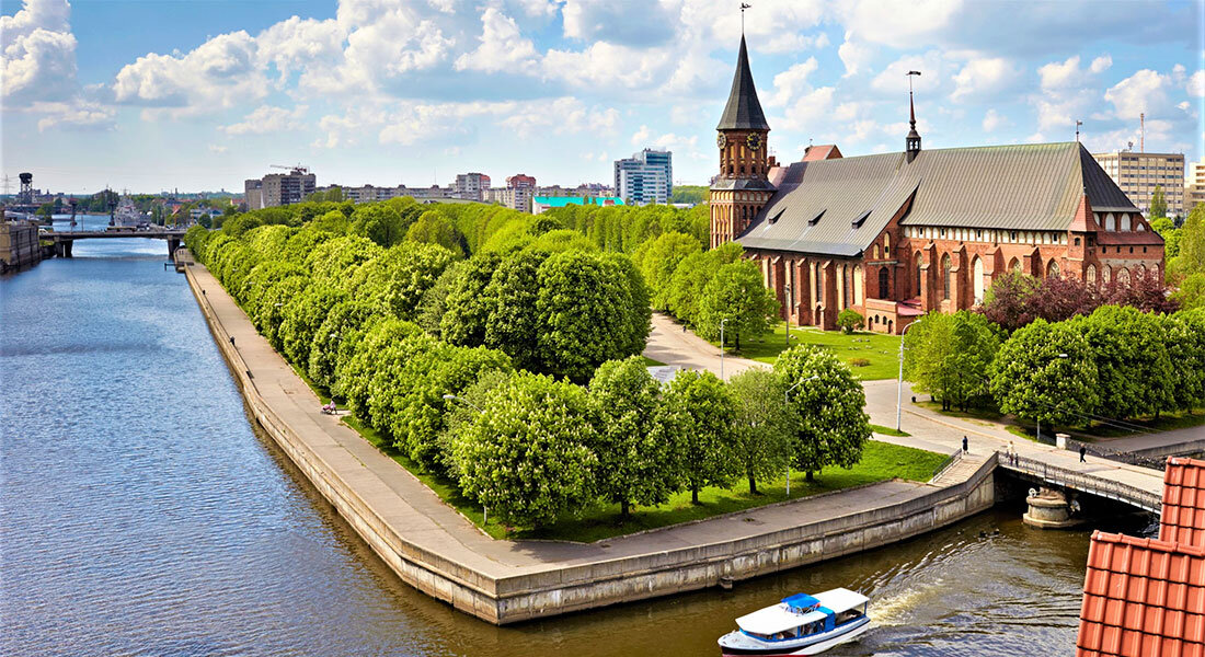 https://tripplanet.ru/wp-content/uploads/europe/russia/kaliningrad/dostoprimechatelnosti-kaliningrada.jpg