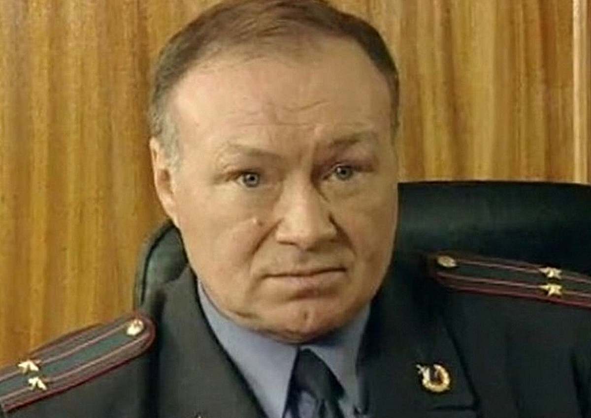 Актер сыгравший мухомора. Леонид куравлёв улицы разбитых фонарей. Мухомор улицы разбитых фонарей актер. Мухомор сериал менты. Актёр мухомор юрий кузнецов.