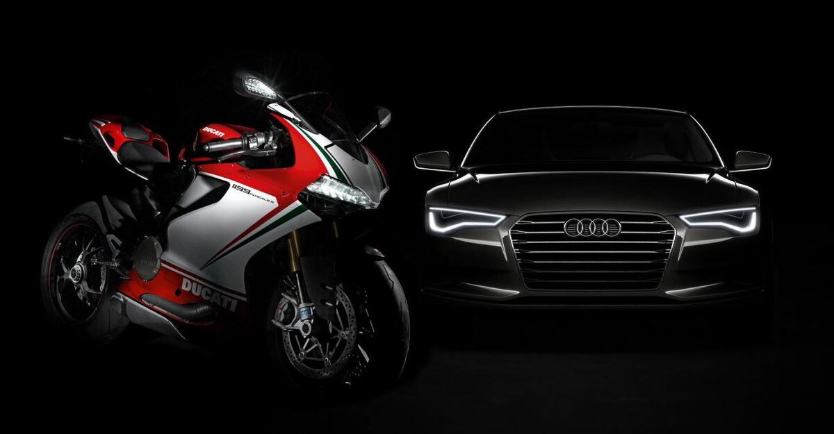 Автомобиль и мотоцикл