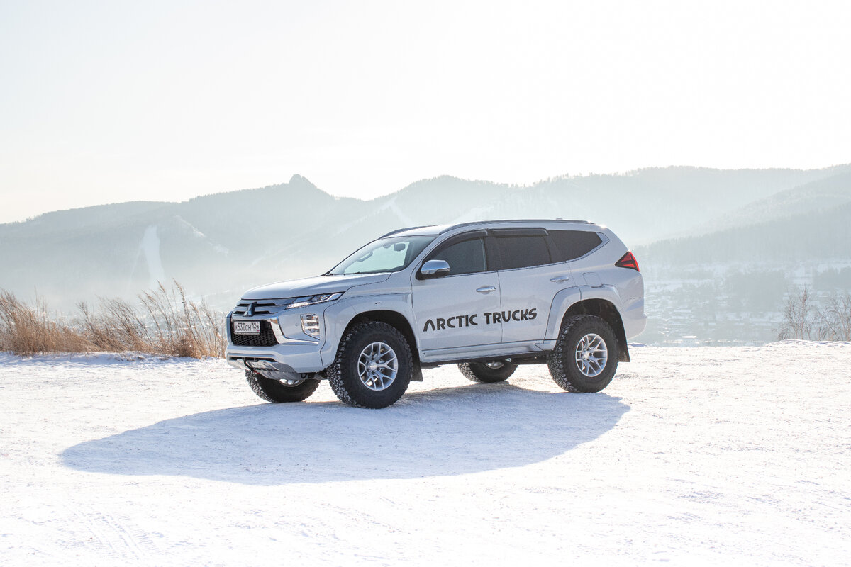 Toyota Fortuner Arctic Trucks at35