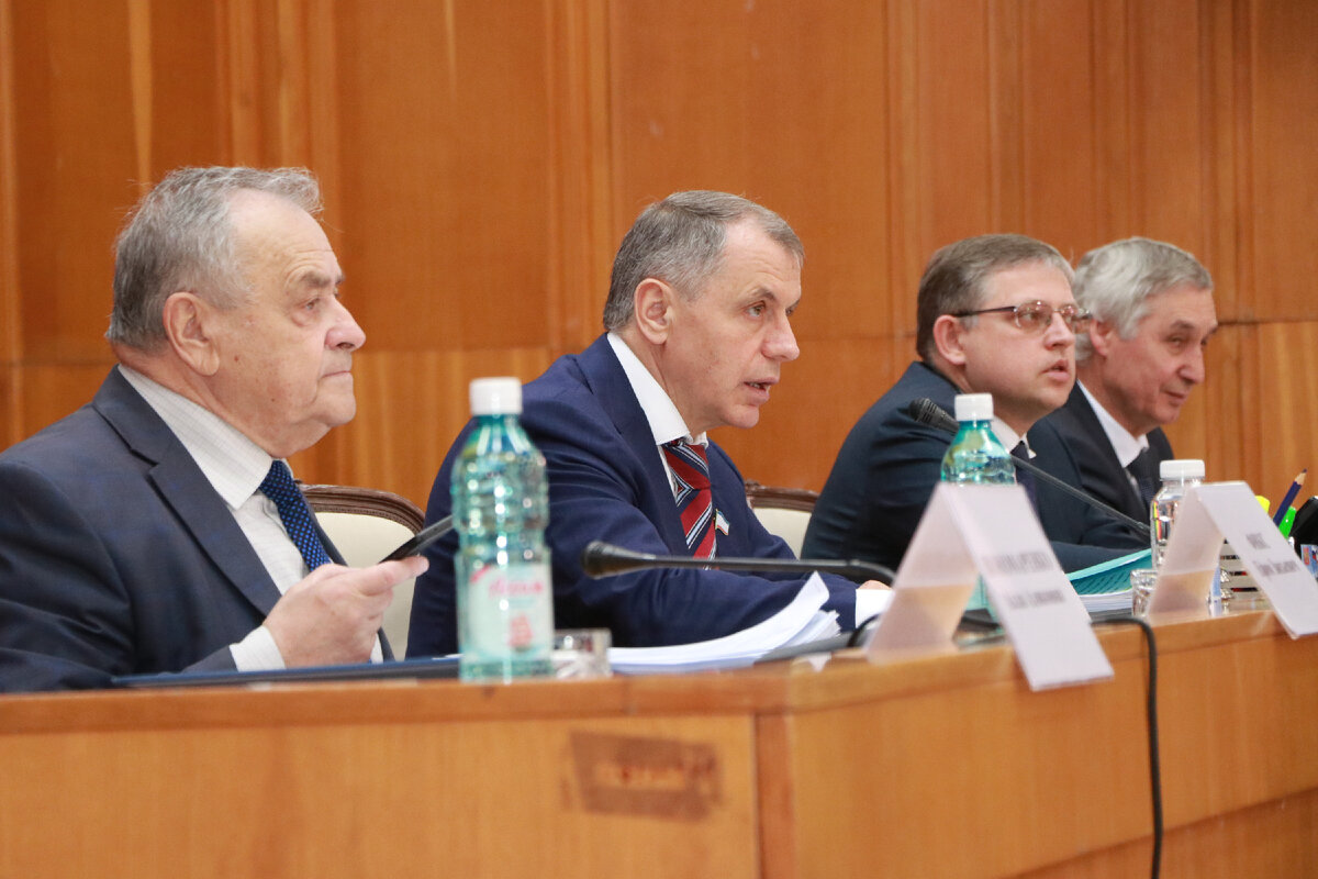 Е. Фикс, В. Константинов, В. Бобков, Э. Гафаров: «Мы должны отсечь от себя тех, кто дискредитировал Россию и Крым»