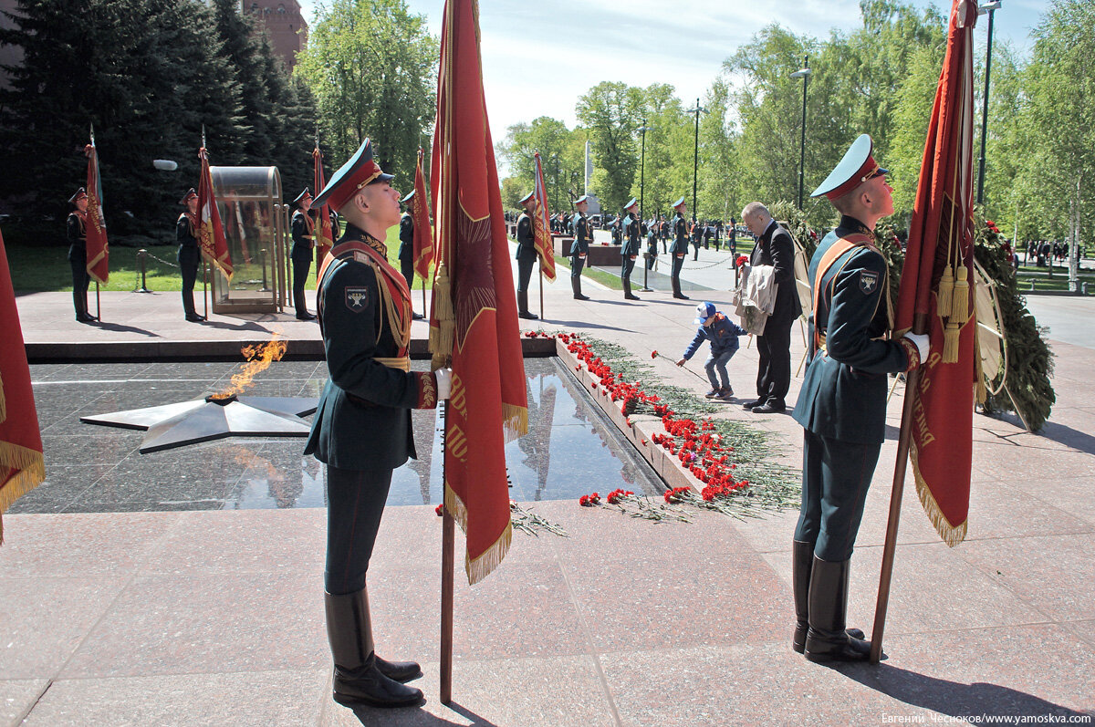 Город на память». 545. Красная площадь. Военные парады | Город на память |  Дзен