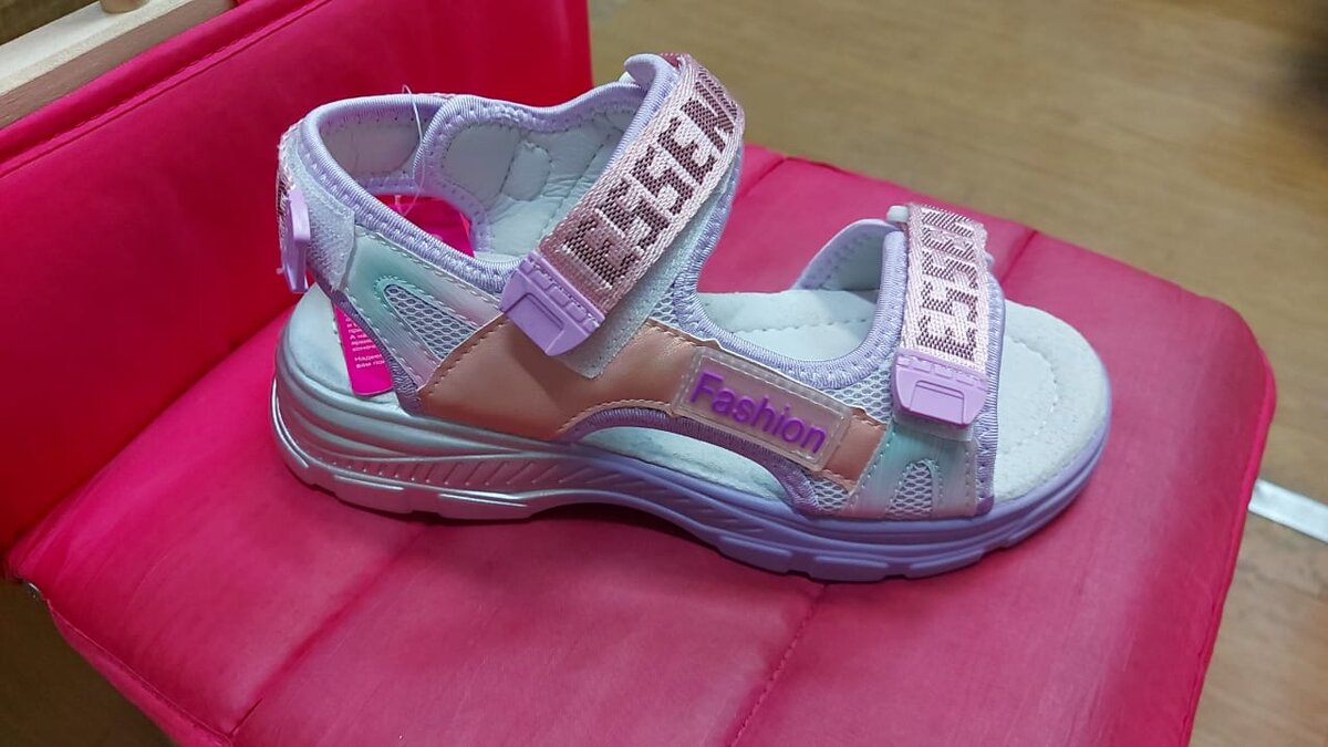 Сандалии 32-37разм,, стелька кожаная с супинатором. ЦЕНА-1300руб