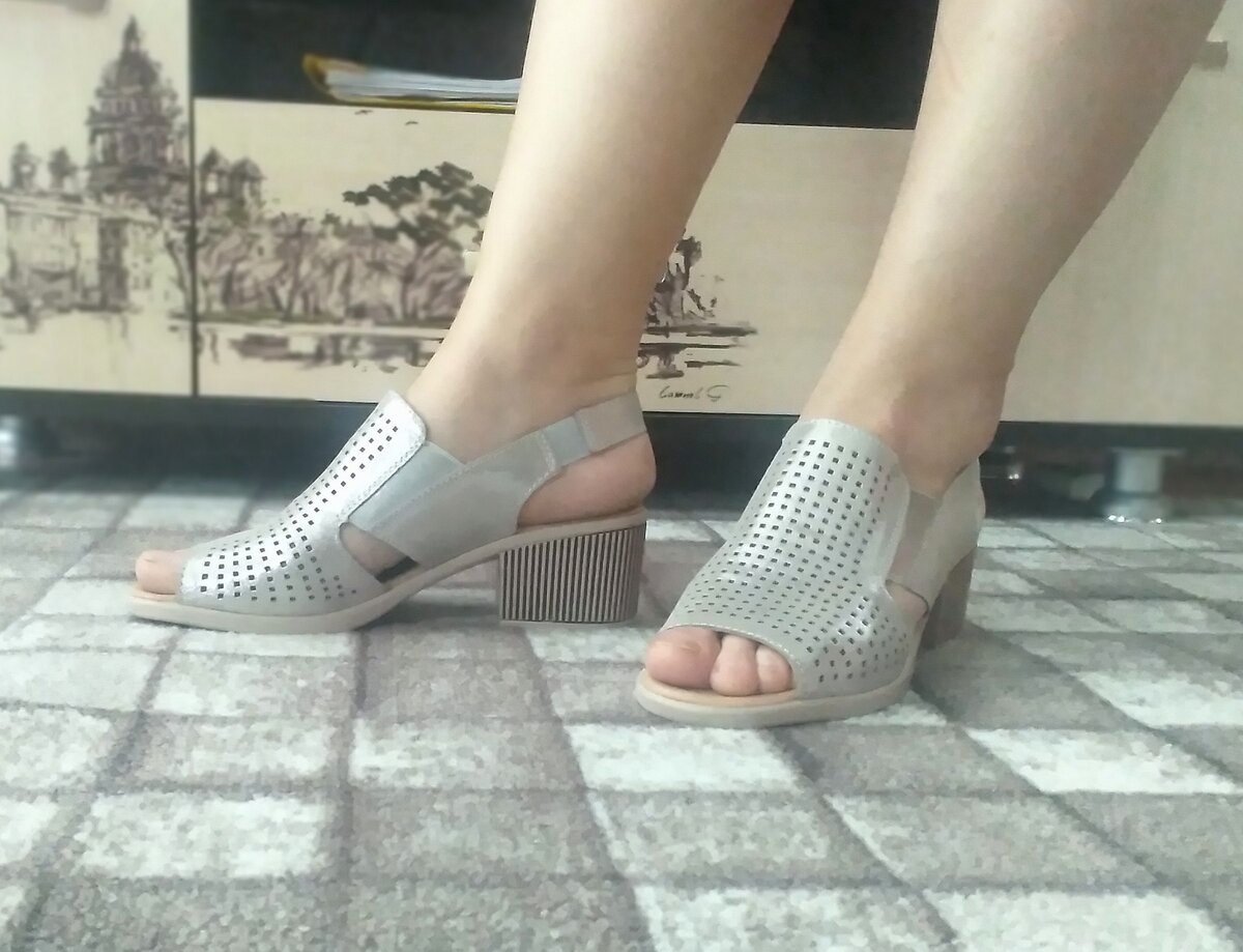 Босоножки Baden