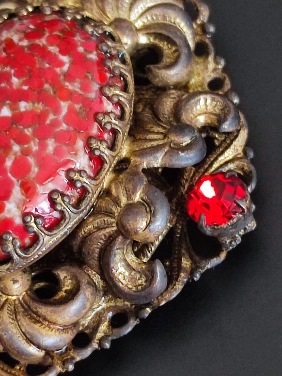 Брошь латунь с потемнением