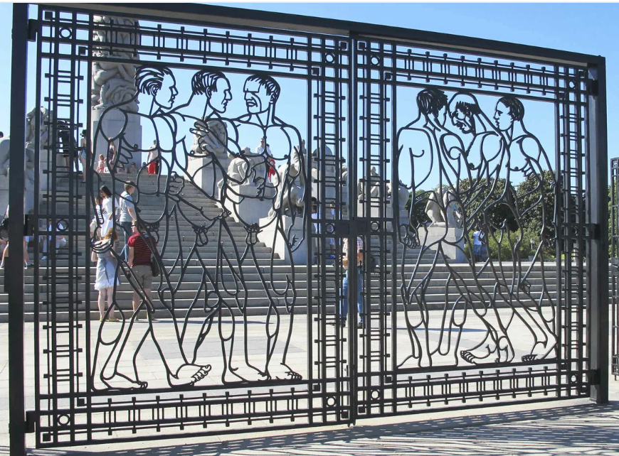 Некоторое непонимание ситуации начинается уже от ворот))) 