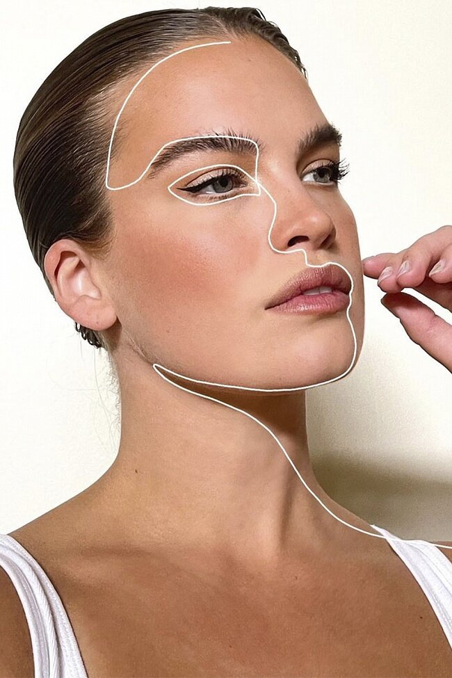 Как мимика меняется с возрастом и что с этим делать (фото: @stormibree)