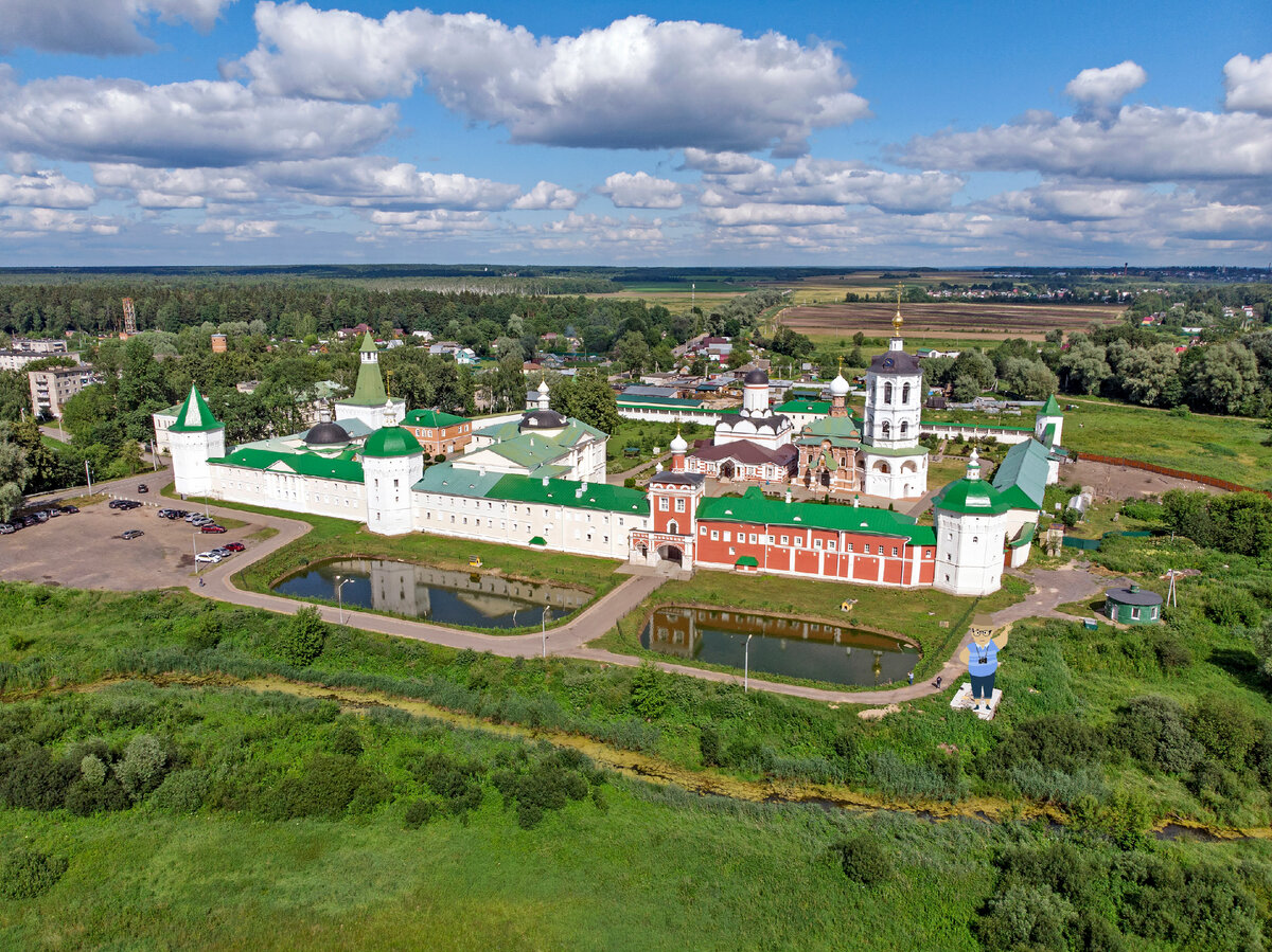 Виды монастыря, глазами нашего друга "Мавика"