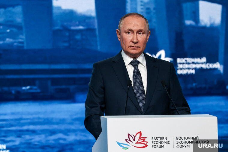    Дмитрий Песков опроверг публикацию британского таблоида The Sun о покушении на Владимира Путина