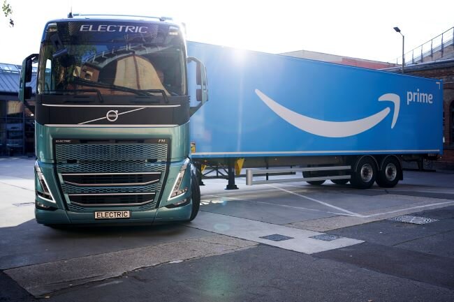 Volvo поставляет Amazon 20 большегрузных электрогрузовиков