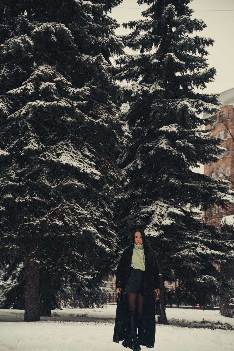 ✅ мое любимое зимнее шерстяное пальто из «Отосион». в нем мне теплее, чем раньше было в любом пуховике. оно длинное, в пол, за счёт этого сохраняется тепло, плюс натуральная шерсть — не холодно даже в минус 20 