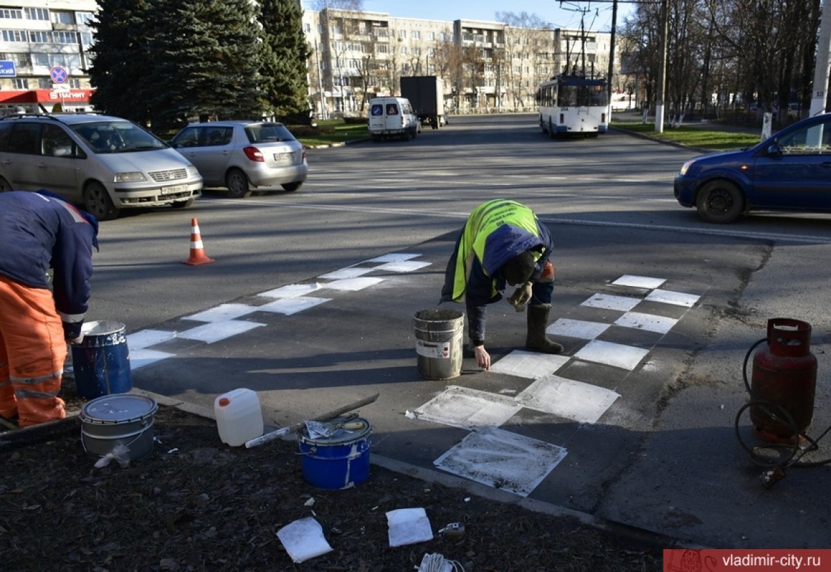    Во Владимире обезопасили пешеходный переход, где дважды сбили юношу