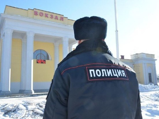     Двое железнодорожников ждут суда в Хабаровске ФОТО: УТ МВД России по ДФО