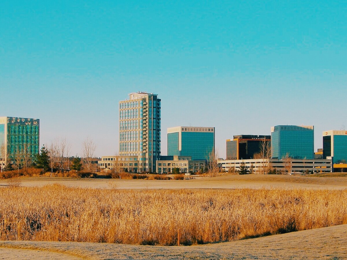 Поле для гольфа, озеро и новые дома – так Каната доросла до Оттавы