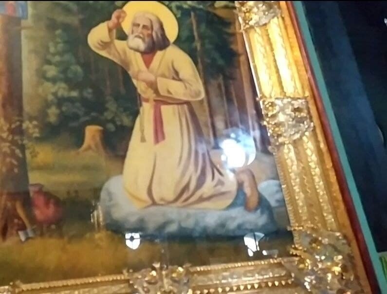 Этот любимый народом святой учил нас тому, что молиться следует с большой верой 