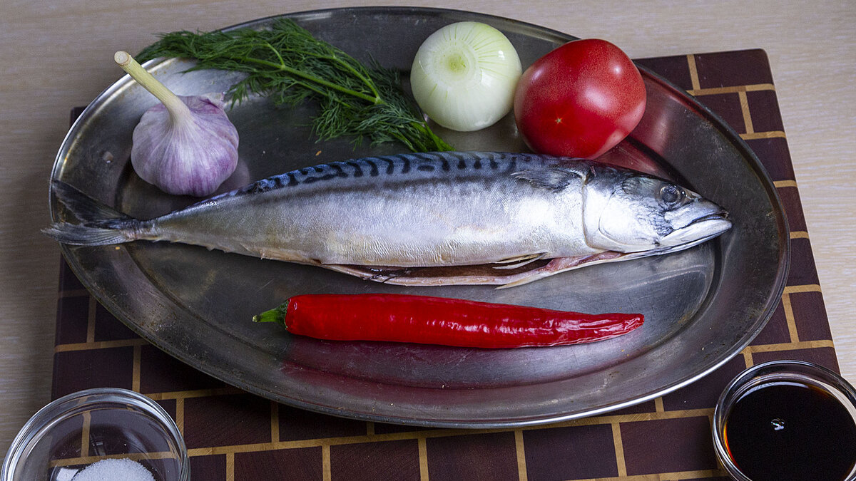 Маринованная скумбрия с овощами. Быстрая версия рецепта | Шеф-повар Василий  Емельяненко | Дзен