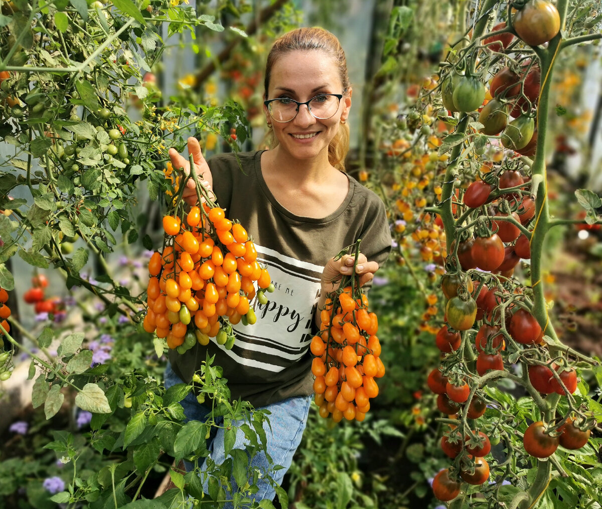 Pera Naranja (в руках) и Де Барао чёрный. 2021. Фото автора. 