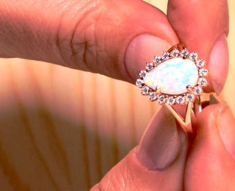 Колечко с опалом