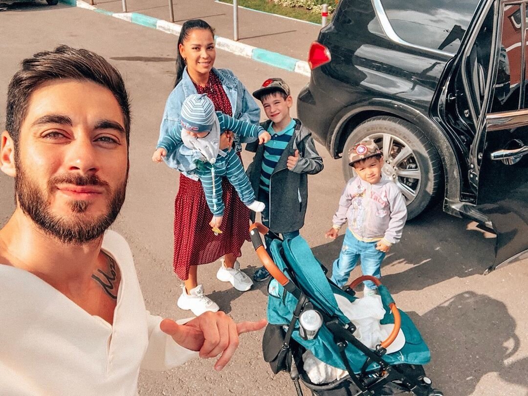 Тигран и Юлия не сумели остаться в хороших отношениях даже ради сыновей