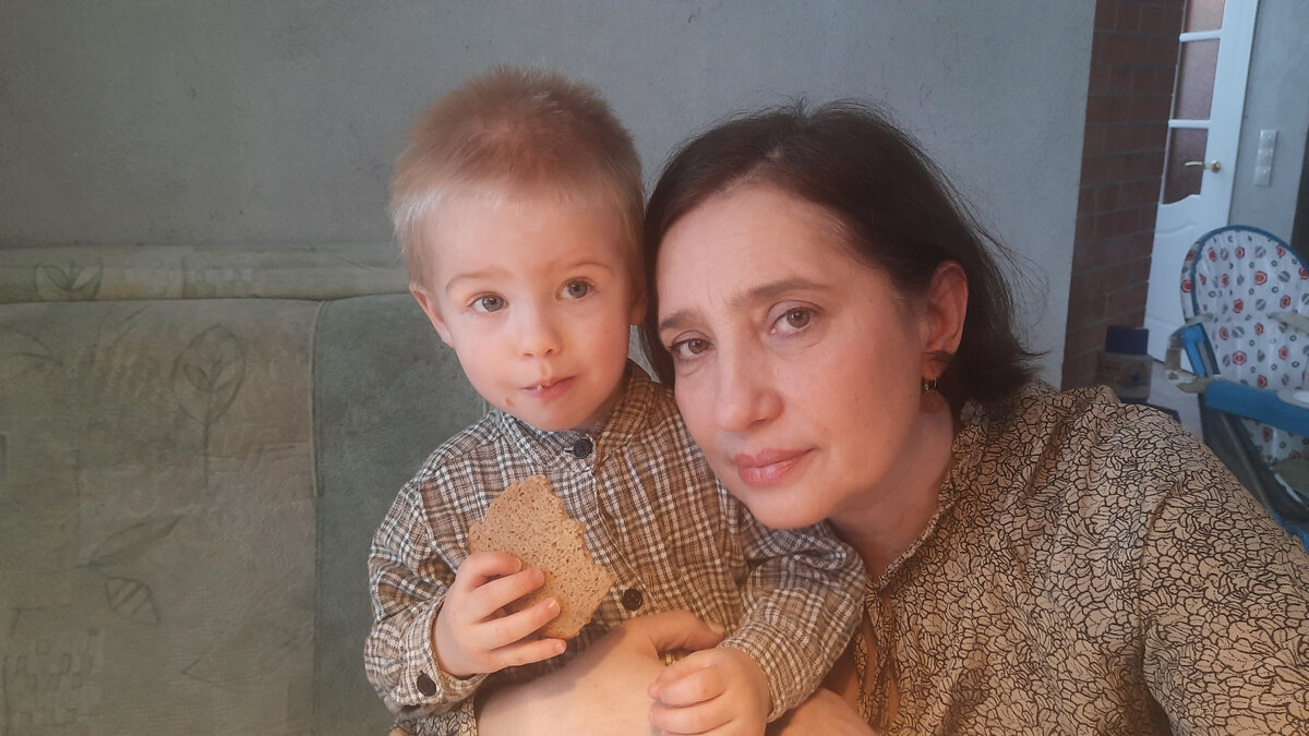 мама со своим внуком