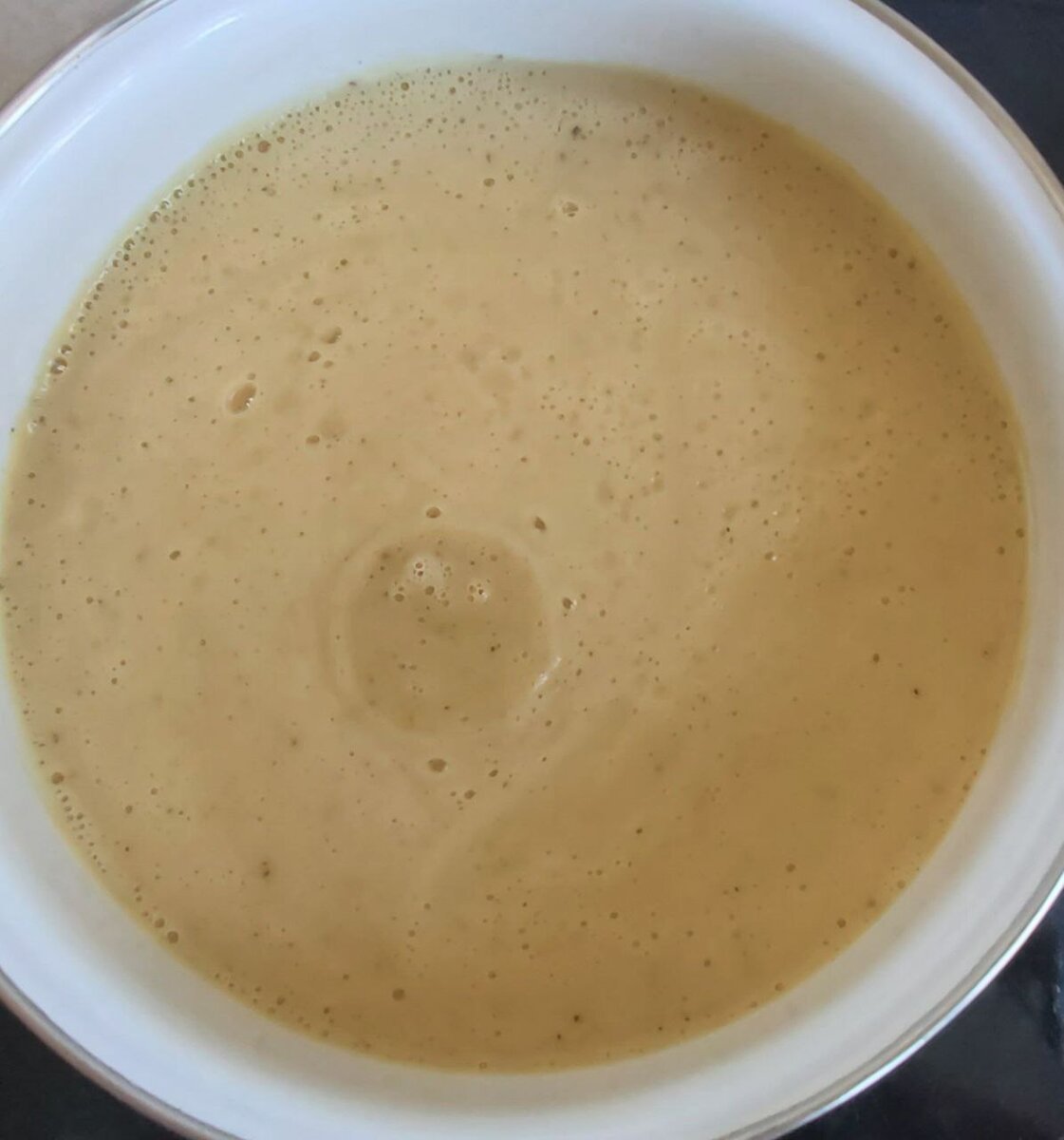 Вареный горох, взбитый до однородной массы