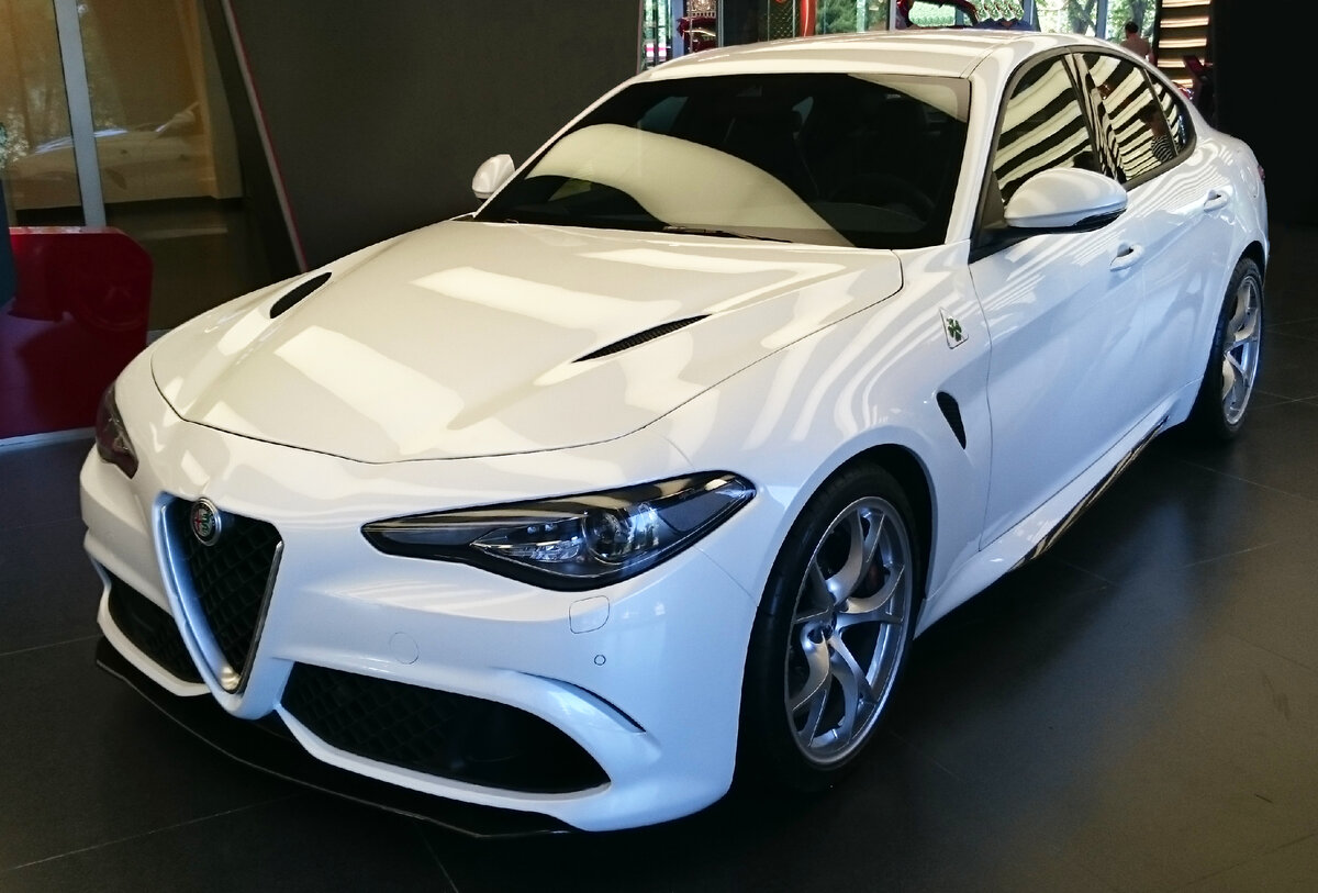 Моя белая Alfa Romeo Giulia до отправки (Листай дальше)