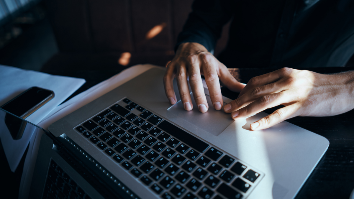 Government computer. Белый дом обвиняет. Программирование. Информационные технологии. Оборудование кибербезопасности.