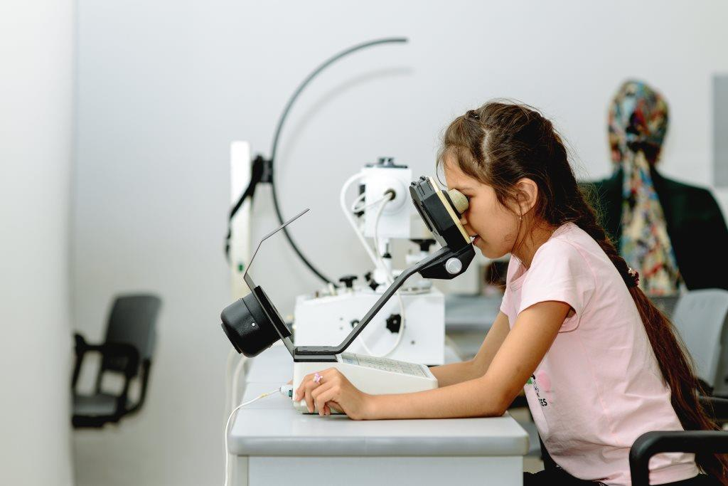 Заболевания с нарушением зрения. Аппараты для зрения для детей. Аппарат для аппаратной коррекции зрения. Аппараты для коррекции зрения у детей. Аппаратная коррекция зрения.