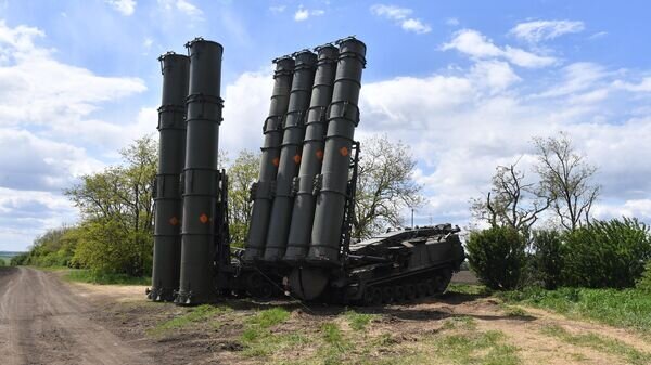    Работа зенитно-ракетной системы ПВО С-300В4 на Харьковском направлении© РИА Новости