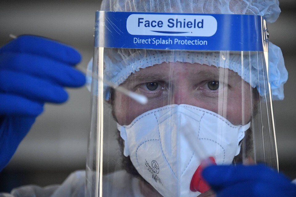     В Роспотребнадзоре заявили, что ПЦР-тест при въезде в Россию в 2022 нужно делать лишь некоторым авиапассажирам Владимир ВЕЛЕНГУРИН