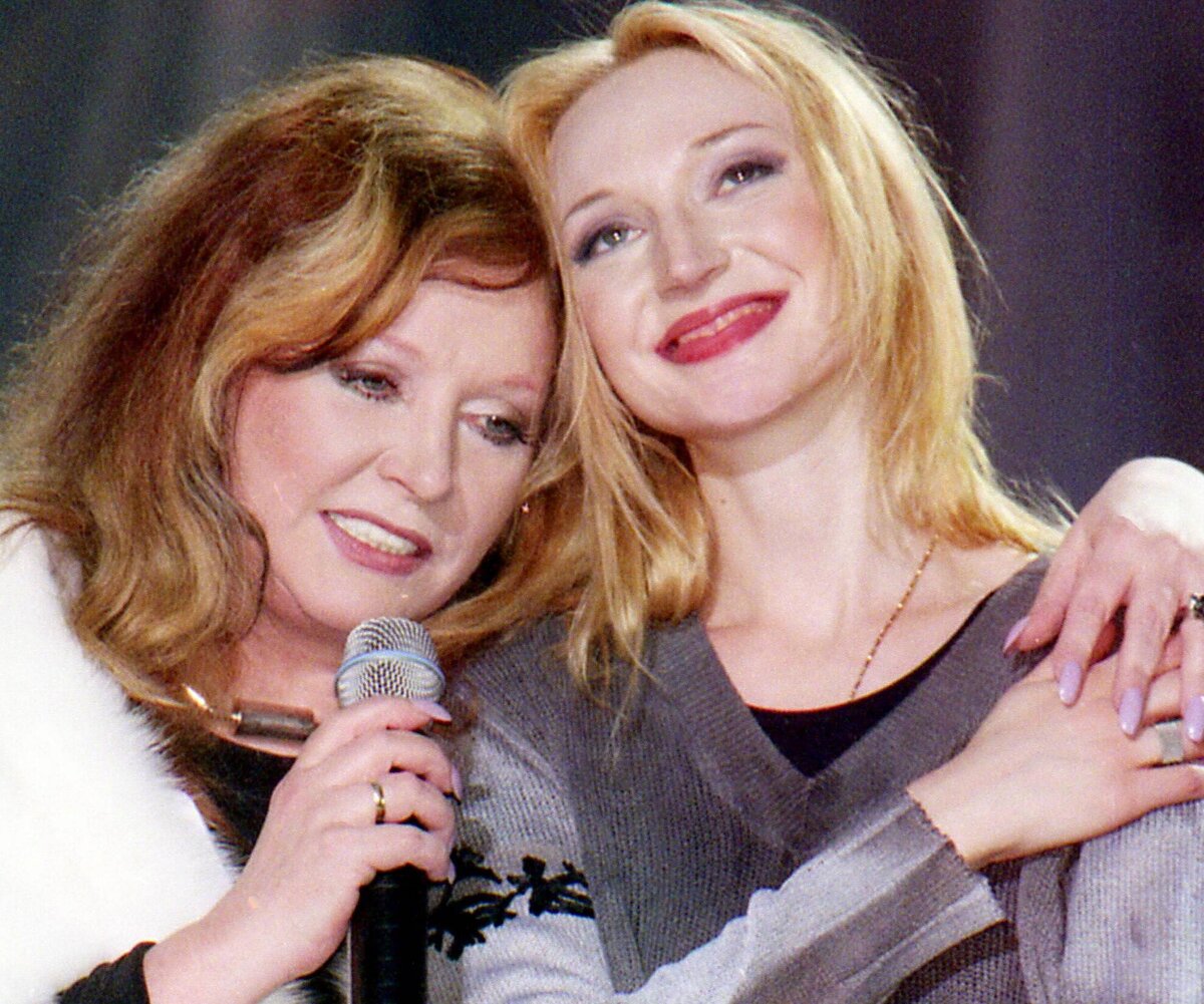     «Пугачева отказалась вместе с Орбакайте уехать в США»: Боня объяснила поведение легендарной певицы