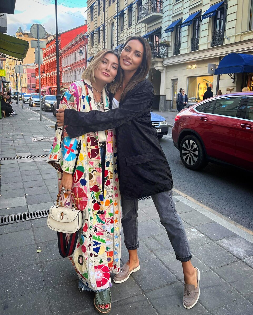    Жанна Мартиросян шутливо высказалась об Алсу Соцсети Жанны Мартиросян