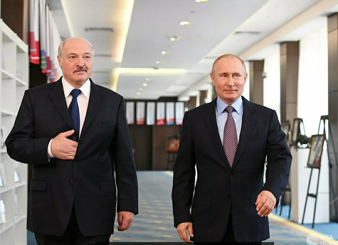 Из открытых источников в интернете.Лидеры Белоруссии и России.