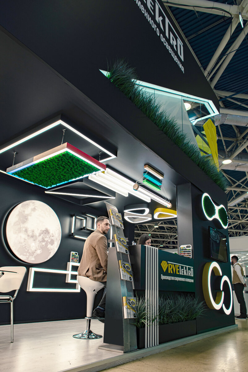 Фото выставочного стенда RVELEKTRO