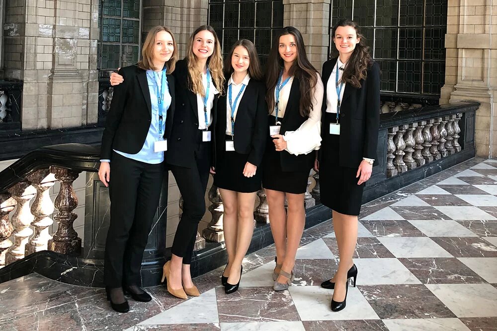 вуз: мгимо мид россии. мгимо университет москва. мгимо университет мид россии. история мгимо. здание мгимо в москве.