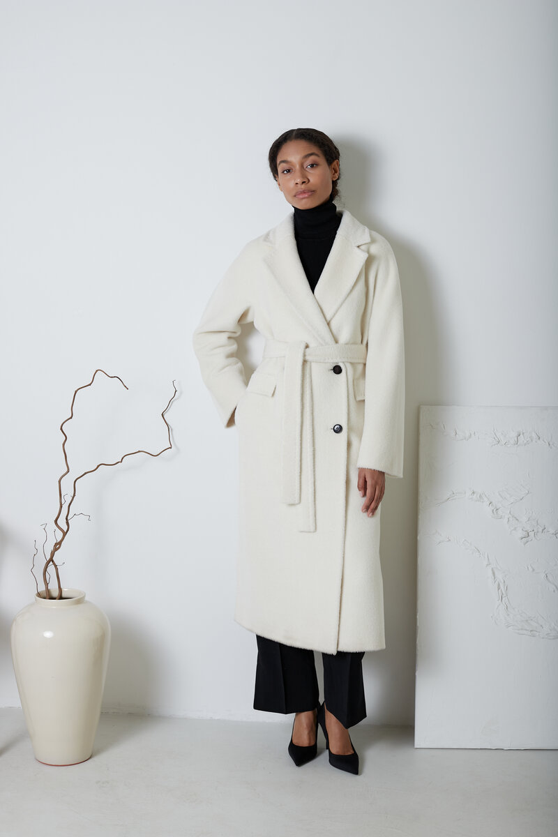 Пальто Kroyyork в молочном цвете 540 L