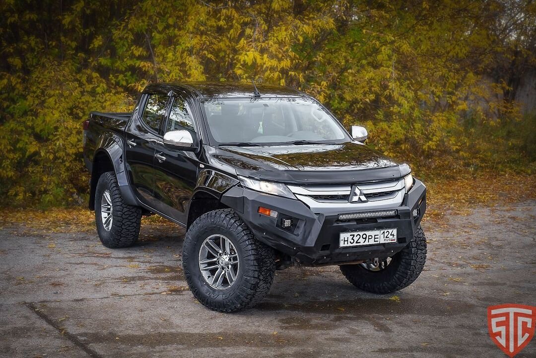 Mitsubishi L-200