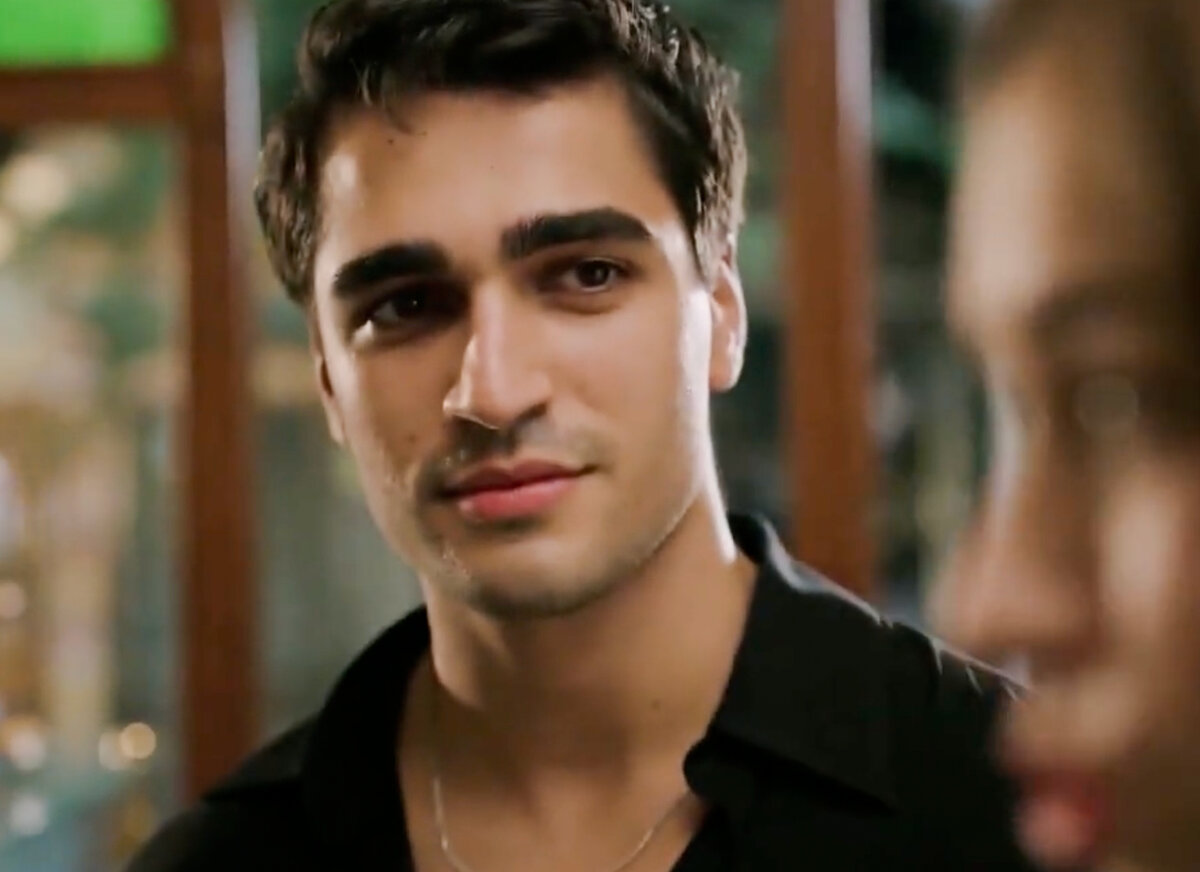 Сейран корхан. Мерт разаман демир. Мерт рамазан демир актёр. Сейран и ферит. Ферит орхан.