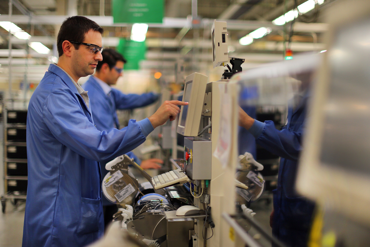     Завод американской оборонной корпорации Raytheon / Gettyimages.ru / John Tlumacki/The Boston Globe