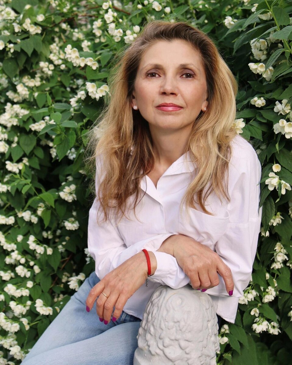 Собственно, это сама Алла