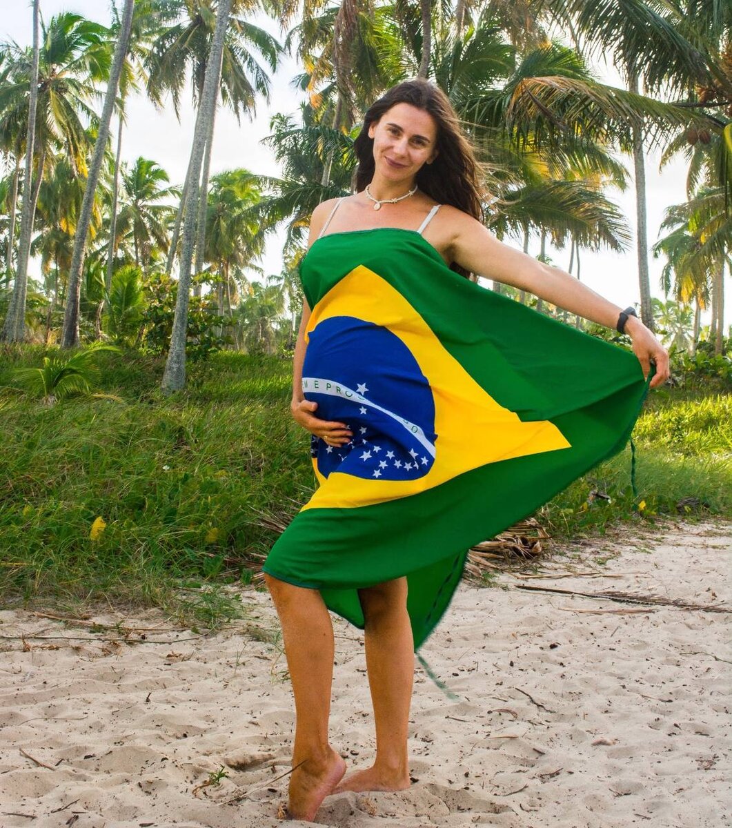 Рожать в другой стране? Да мы сумасшедшие! Но пути назад нет.