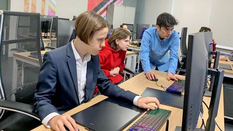  📷    В Школе креативных индустрий в Оренбуржье прошли обучение 80 человек Кристина Просвиркина