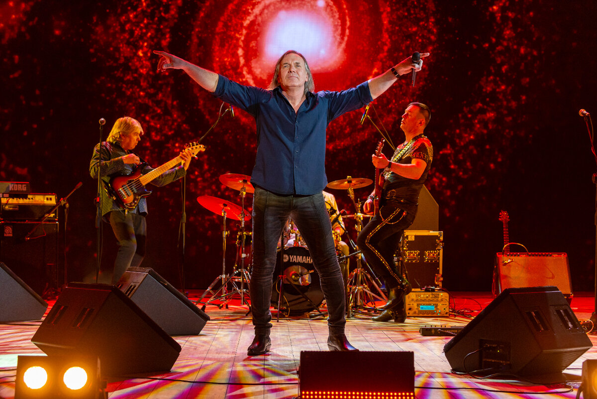 Почему нет концерта. Почему нет концерта. Почему нет концерта. Группа белый орёл 2022. Ленинград лужники 2023.