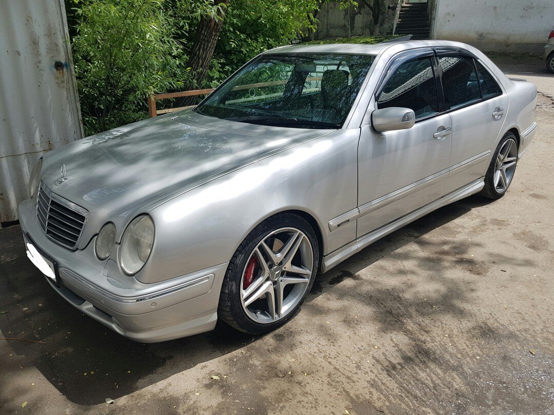 mercedes benz e class 2000