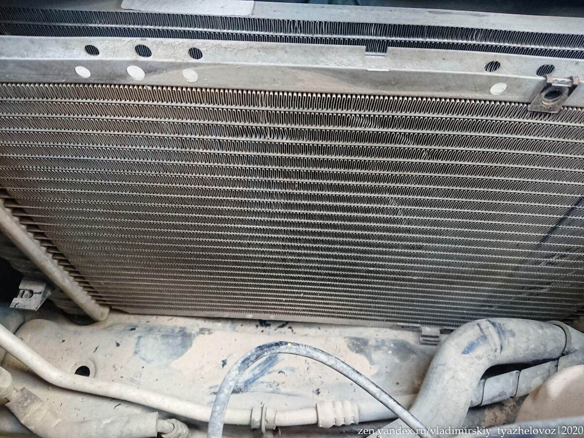 Радиатор охлаждения и радиатор кондиционера