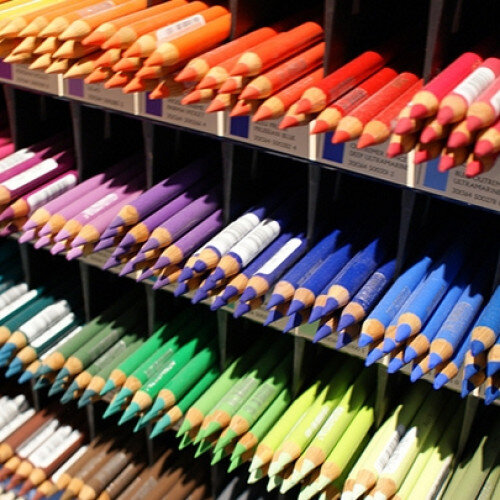 разноцветные КАРАНДАШИ КОНТЕ. Фото с сайта https://art-butik.com.ua/index.php?route=product/product&path=139_714_715&product_id=22097