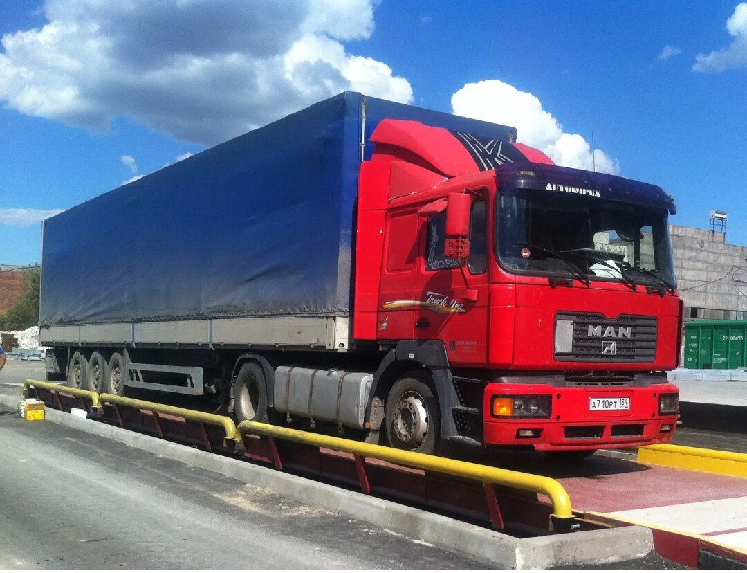 Грузовик на весах