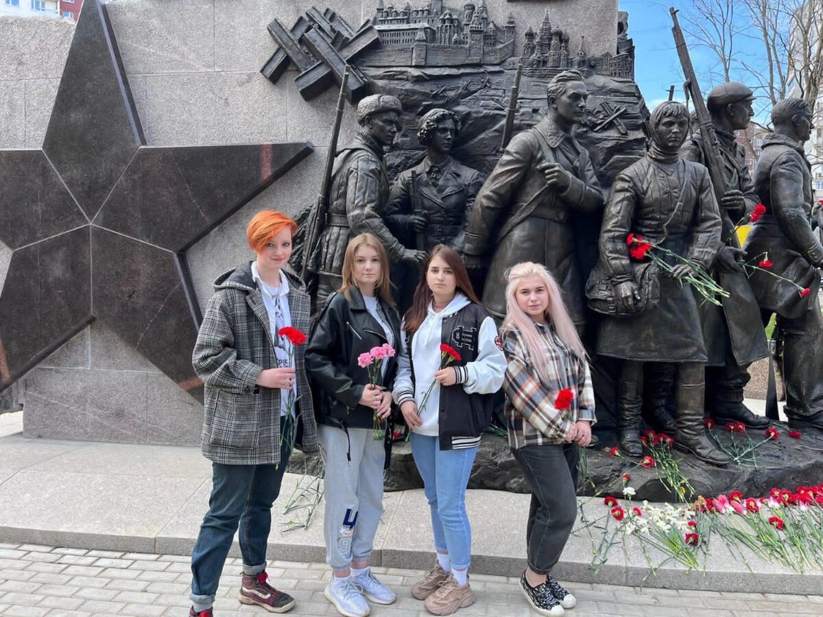 Студенты отделения "Профсоюзное"