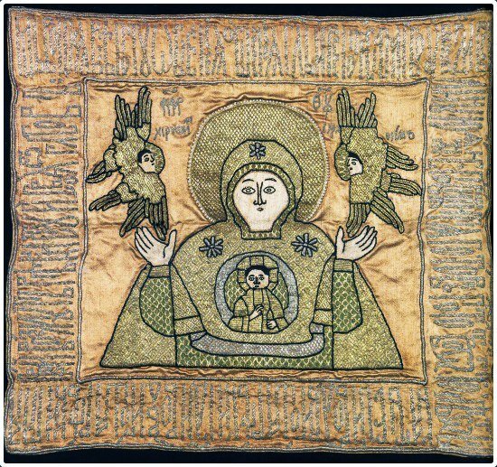 Идентичные изображения херувима и серафима